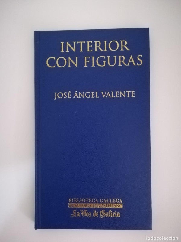 Interior con Figuras