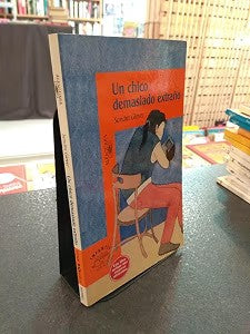 Un Chico Demasiado Extraño