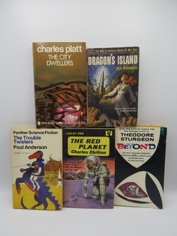 Pack 5 Libros Ciencia Ficción Vintage Inglés - The Red Planet (Bbc), The City Dwellers, Distopías